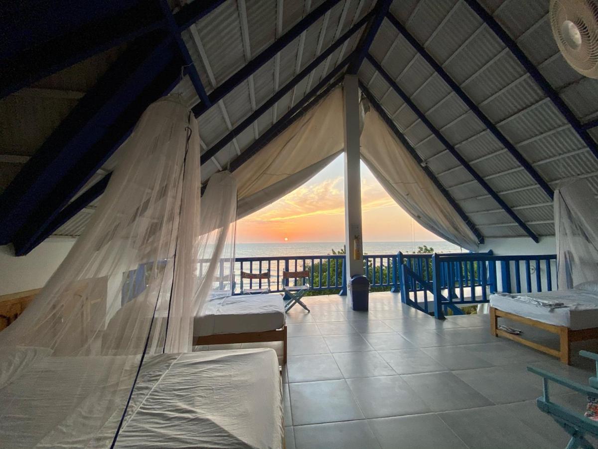 Hostel Beach House Rincón Esterno foto