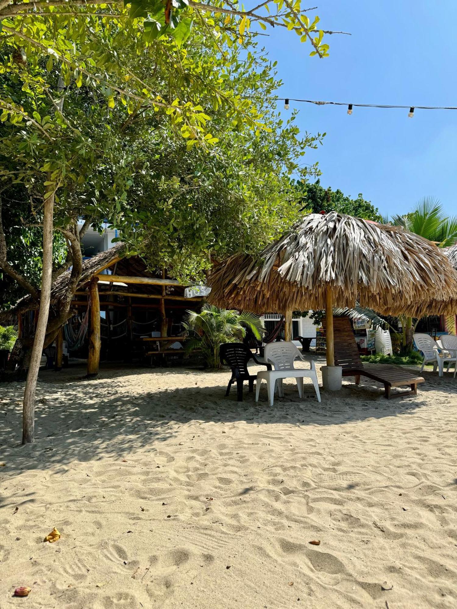 Hostel Beach House Rincón Esterno foto