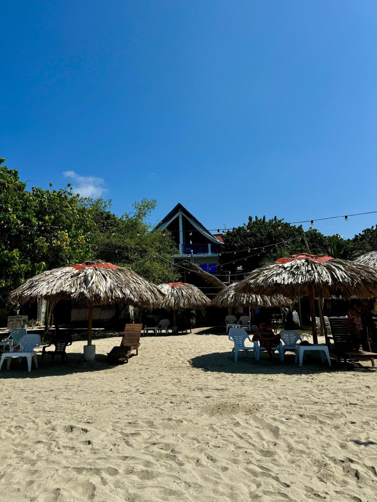 Hostel Beach House Rincón Esterno foto