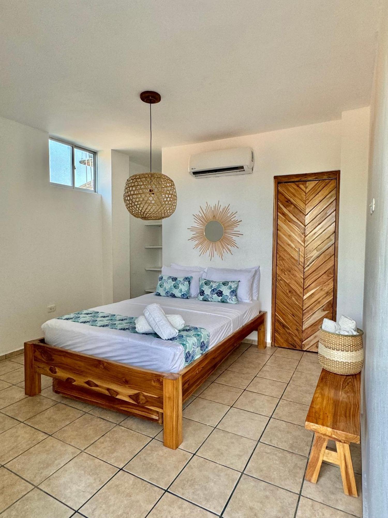 Hostel Beach House Rincón Esterno foto
